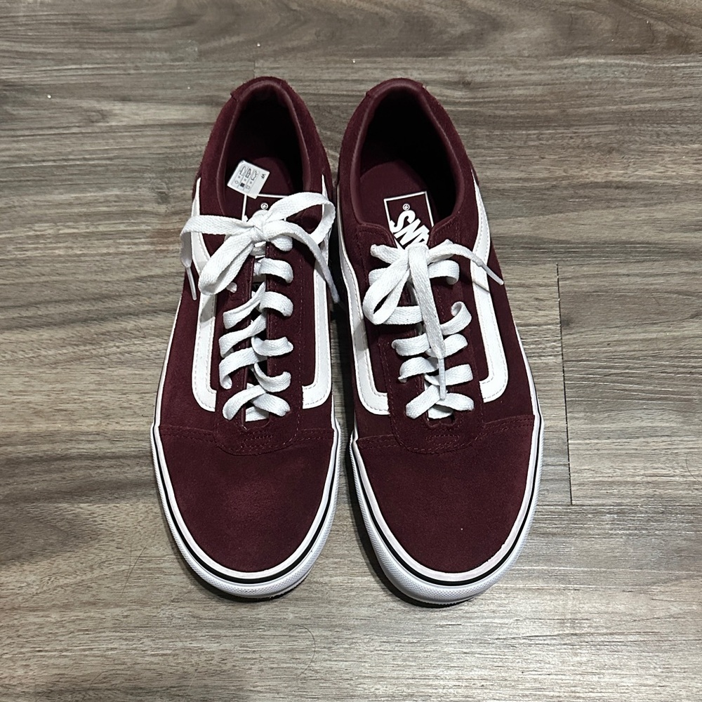 Vans Women's Burgundy and White Sneakers - Picture 6 of 10